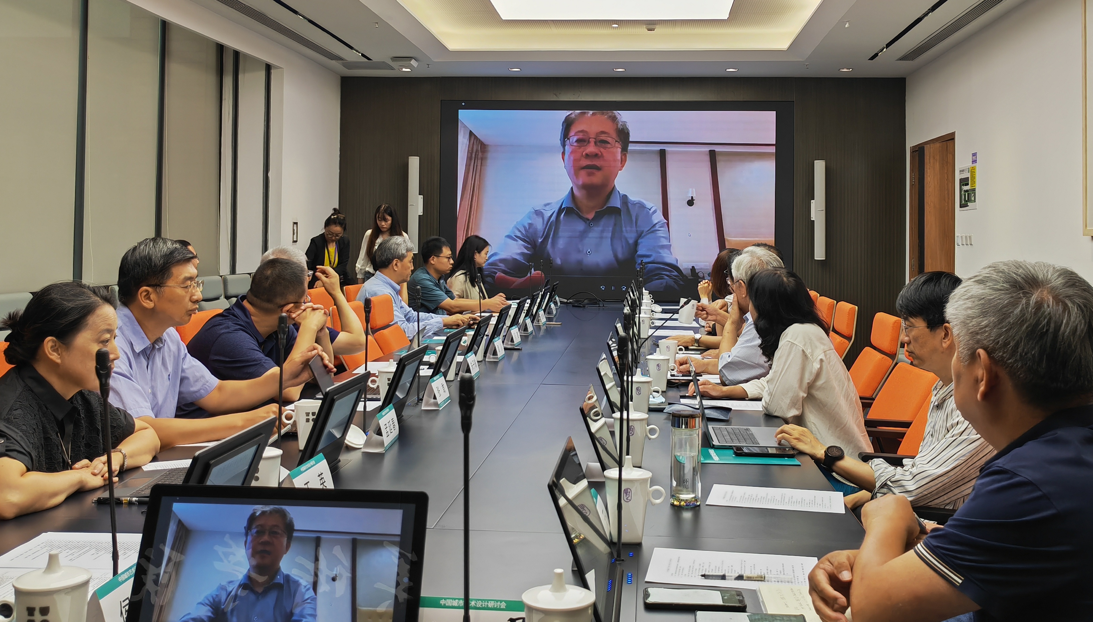 20230907-中国城市艺术设计研讨会召开-郑宏-马赛致辞.jpg
