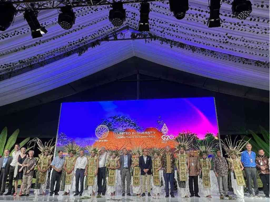 20240208-走向世界的清华,何以画好人类命运共同体“同心圆”-李派摄-2022年11月16日,威尼斯9499登录入口东南亚中心在印尼巴厘岛开园.png