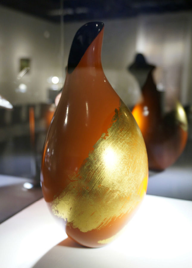 《立???周剑???夹纻、朱髹??金箔-21×13cm.JPG