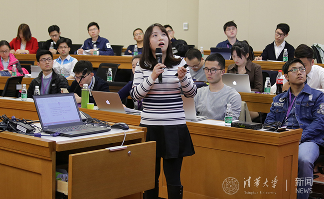 苏舒同学展示德国-法国支队调研成果(张è??摄).JPG